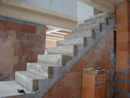 Hrubá stavba RD Rožmitál 03/25